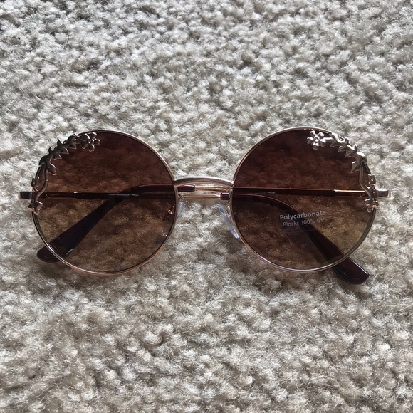 Boho Hippie Round Sunglasses - Picture 1 of 5